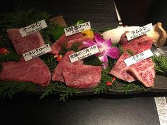 松阪牛肉拼盘-松阪牛焼肉M(法善寺横丁店)