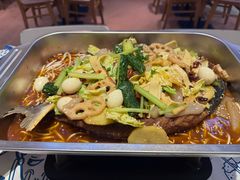 -松哥油焖大虾.小龙虾.黑鸭煲(海岸城店)