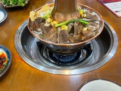 -岳记兴隆·青城腊排铜火锅(融创店)
