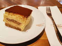 -星巴克臻选(湖滨道店)