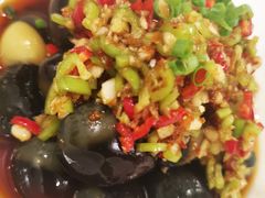 杭椒小皮蛋-湘肠香火锅店(团结湖店)