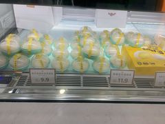 面包甜点陈列柜-薇薇安千层蛋糕(府城店)