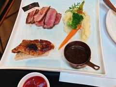 -洛缦音乐餐厅(工业展览馆万象城店)