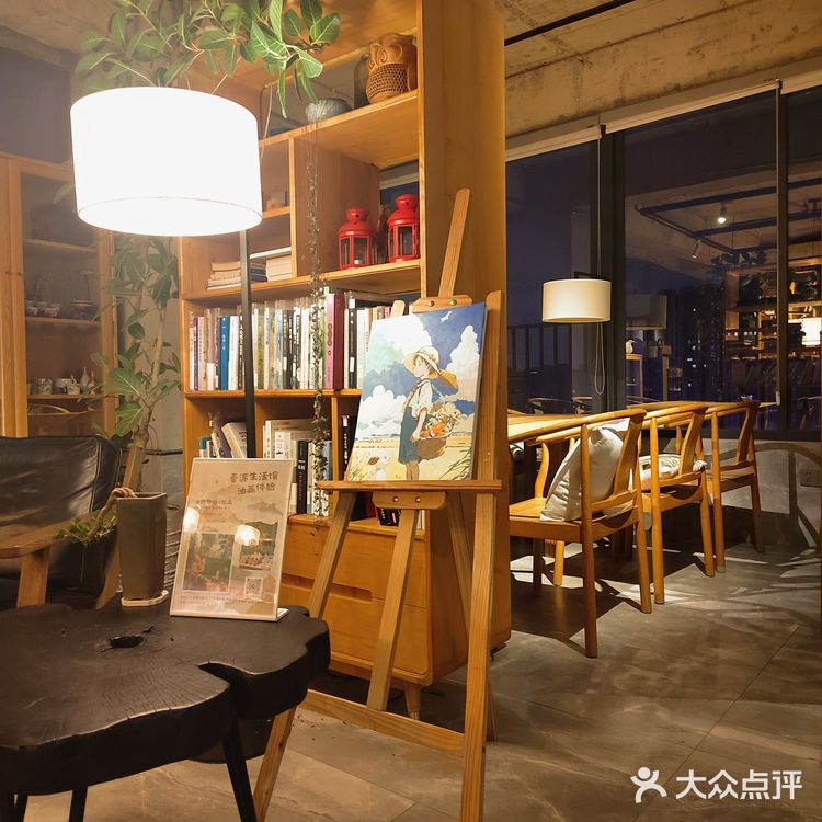 东莞探店☕藏在街巷里的趣味咖啡馆