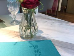 -蜜桃花开·中西融合菜E&W(南长街店)