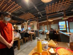 大堂-先启半步颠小酒馆(常熟万达广场店)