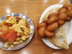-华中科技大学东三学生食堂