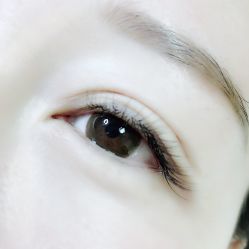 -赫本轻奢美颜中心