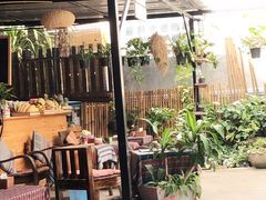 -Tikky Cafe