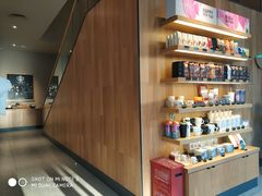 零售区-星巴克(嘉定中信泰富万达广场店)
