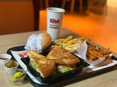 圣塔芭芭拉经典牛肉特堡-The Habit Burger Grill 哈比特汉堡(复兴soho店)