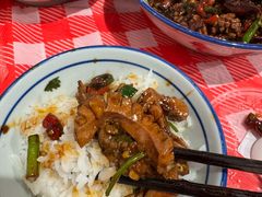 -荆九爷爆炒桥头三嫩(云南北路店)
