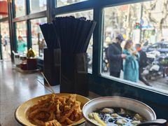 -柴爿巷·香酥鸡&馄饨(复兴中路店)