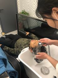 -PE SALON 