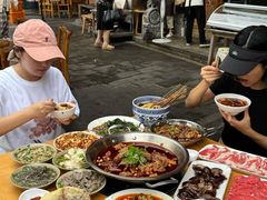 -大众跷脚牛肉馆·非遗传承单位(峨眉山店)