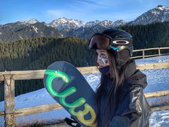 -丝绸之路山地度假区滑雪场
