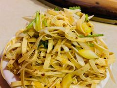 -王老六铁锅炖鱼(圣亚海洋店)