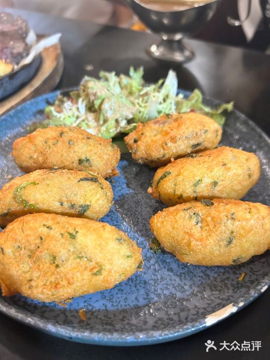 妈阁铭记澳葡美食炸馬介休球图片