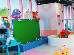 -星舰梦航(广百广场荔胜店)