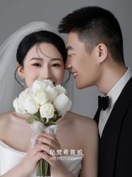 -纪梵希旅拍婚纱摄影(大连总店)