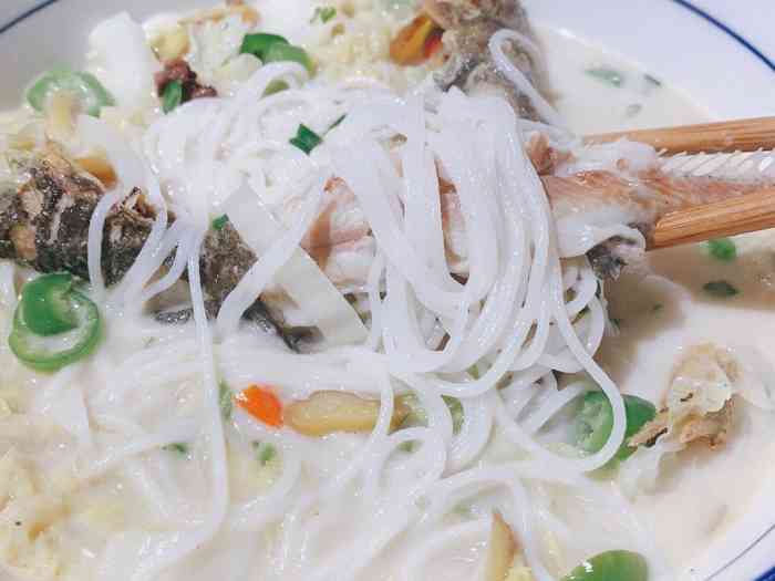 衡州鱼粉-"黄沙古粉我的最爱,鱼肉细腻,汤鲜美鱼粉口.