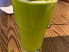 绿色幻想-Wagas沃歌斯(北京君太百货店)
