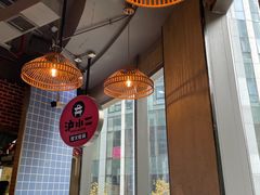 大堂-炉小二铜锅牛蛙•川湘菜(三里屯店)