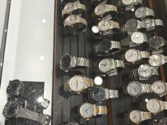 -亨得利钟表商店