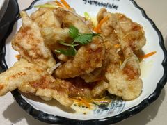 -老码头黑皮肘子锅包肉(赣水路店)