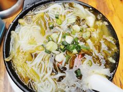 砂锅酸辣米线-沈妈砂锅(光华村店)