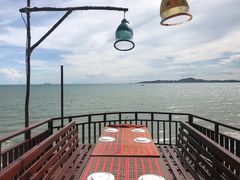 -卷心菜和避孕套餐厅(Pattaya)