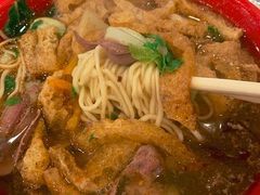 -易记皮肚面(明瓦廊店)
