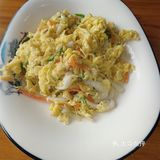 算是餐饮集中的，再有几家香烛店