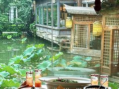 -绿茶餐厅(龙井船宴· 品牌总店)