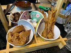 -鹿鸣山草本茶香火锅(园西路店)