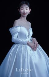 -乐派诗婚纱摄影