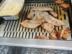 -臻牛烤肉