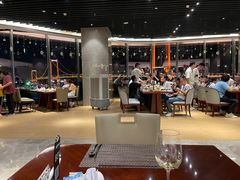 -武汉世茂希尔顿酒店·汇·全日餐厅