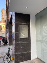 -V7 HAIR SALON