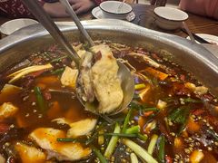 -乡土特色.冷锅鱼.牦牛肉汤锅