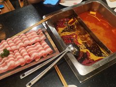 -百年川椒重庆老火锅(光谷店)