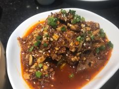 -俏巴妹烤鱼香锅(奥体店)