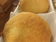 酥皮叉烧包-添好运点心专门店(深水埗店)