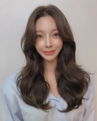 -十六番发型师事务所