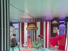 -涨巢·潮玩水疗局