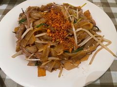 -新大咀港式茶餐厅(宝山万达店)
