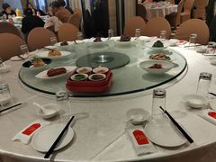 -品悦酒店(三林古镇店)
