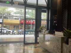-铂尔登国际酒店(南山深圳湾口岸店)
