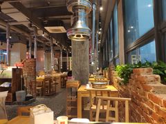 大堂-么肆烤肉·中式自助·烤肉大排档(街道口季佳PAI店)