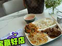 -北京盈之宝宝马&MINI4S店(望京店)